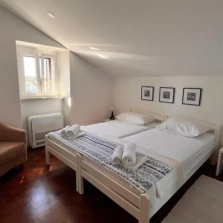 Apartment Oscar