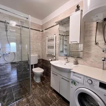 Oscar Apartment